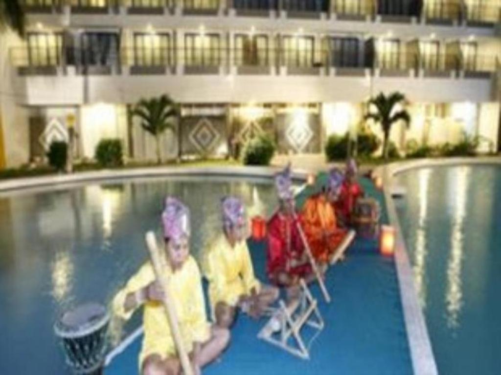 Palu Golden Hotel المظهر الخارجي الصورة